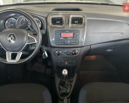 Белый Рено Сандеро, объемом двигателя 0.9 л и пробегом 67 тыс. км за 11464 $, фото 7 на Automoto.ua