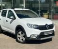 Белый Рено Сандеро, объемом двигателя 0.9 л и пробегом 67 тыс. км за 11464 $, фото 17 на Automoto.ua