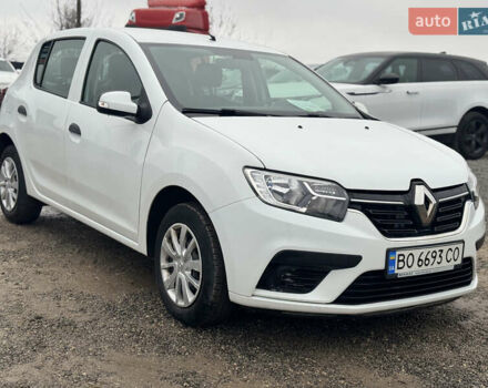 Білий Рено Сандеро, об'ємом двигуна 1 л та пробігом 36 тис. км за 9300 $, фото 27 на Automoto.ua