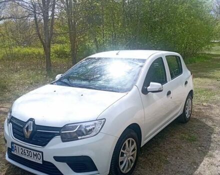 Білий Рено Сандеро, об'ємом двигуна 1 л та пробігом 61 тис. км за 9200 $, фото 1 на Automoto.ua
