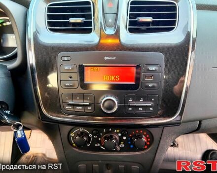 Рено Сандеро 2020 в Полтаве на Automoto.ua Белый Рено Сандеро, объемом двигателя 1 л и пробегом 28 тыс. км за 9400 $, фото 6 на Automoto.ua