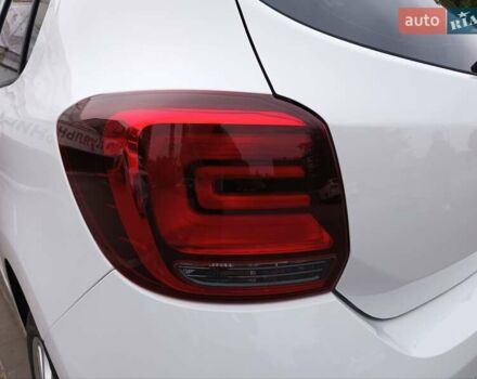 Рено Сандеро 2020 в Одессе на Automoto.ua Белый Рено Сандеро, объемом двигателя 1 л и пробегом 57 тыс. км за 9200 $, фото 49 на Automoto.ua