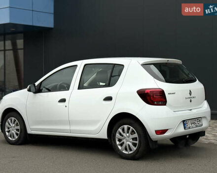 Белый Рено Сандеро, объемом двигателя 1 л и пробегом 102 тыс. км за 6800 $, фото 7 на Automoto.ua