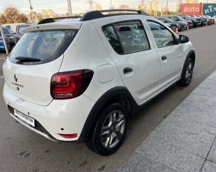 Белый Рено Сандеро, объемом двигателя 0.9 л и пробегом 111 тыс. км за 7736 $, фото 6 на Automoto.ua