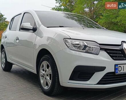 Рено Сандеро 2020 в Одессе на Automoto.ua Белый Рено Сандеро, объемом двигателя 1 л и пробегом 57 тыс. км за 9200 $, фото 13 на Automoto.ua
