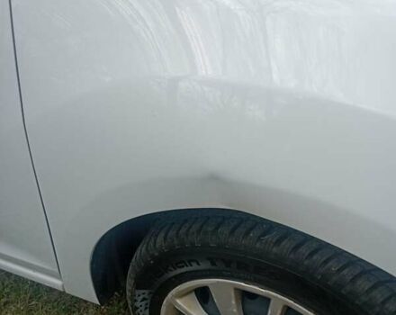 Білий Рено Сандеро, об'ємом двигуна 1 л та пробігом 61 тис. км за 9200 $, фото 8 на Automoto.ua