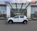 Белый Рено Сандеро, объемом двигателя 0.9 л и пробегом 111 тыс. км за 7736 $, фото 3 на Automoto.ua
