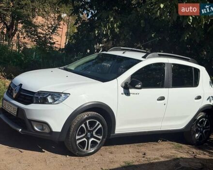 Белый Рено Сандеро, объемом двигателя 0.9 л и пробегом 48 тыс. км за 12500 $, фото 3 на Automoto.ua