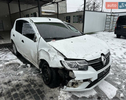 Белый Рено Сандеро, объемом двигателя 1 л и пробегом 140 тыс. км за 3000 $, фото 19 на Automoto.ua