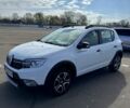 Білий Рено Сандеро, об'ємом двигуна 0.9 л та пробігом 43 тис. км за 10799 $, фото 1 на Automoto.ua