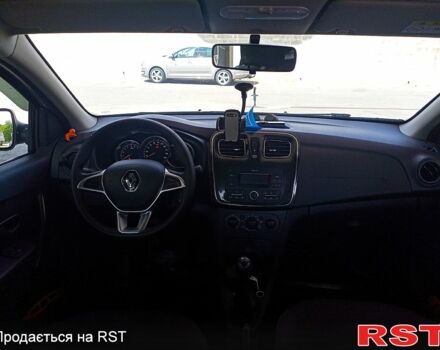 Білий Рено Сандеро, об'ємом двигуна 1.5 л та пробігом 89 тис. км за 11000 $, фото 1 на Automoto.ua