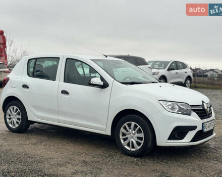 Білий Рено Сандеро, об'ємом двигуна 1 л та пробігом 36 тис. км за 9300 $, фото 25 на Automoto.ua