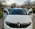 Білий Рено Сандеро, об'ємом двигуна 0.9 л та пробігом 42 тис. км за 12000 $, фото 3 на Automoto.ua