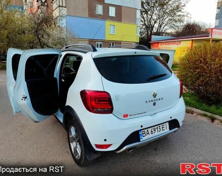 Рено Сандеро 2020 в Кропивницком (Кировограде) на Automoto.ua Белый Рено Сандеро, объемом двигателя 0.9 л и пробегом 50 тыс. км за 10500 $, фото 9 на Automoto.ua