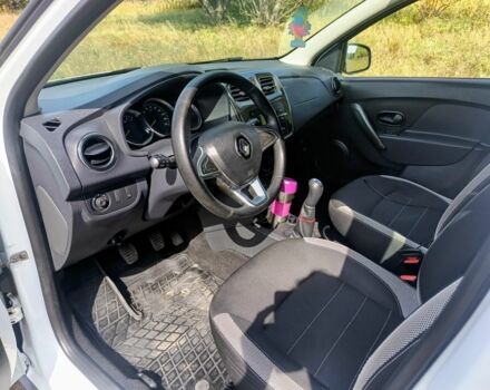 Белый Рено Сандеро, объемом двигателя 1 л и пробегом 117 тыс. км за 8800 $, фото 7 на Automoto.ua