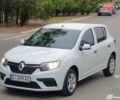 Рено Сандеро 2020 в Одессе на Automoto.ua Белый Рено Сандеро, объемом двигателя 1 л и пробегом 57 тыс. км за 9200 $, фото 16 на Automoto.ua