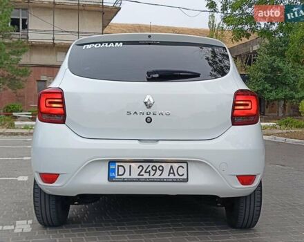 Рено Сандеро 2020 в Одессе на Automoto.ua Белый Рено Сандеро, объемом двигателя 1 л и пробегом 57 тыс. км за 9200 $, фото 38 на Automoto.ua