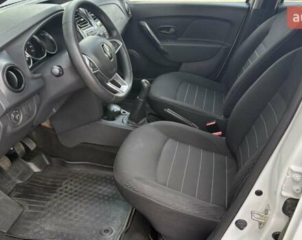 Белый Рено Сандеро, объемом двигателя 0.9 л и пробегом 73 тыс. км за 9990 $, фото 11 на Automoto.ua