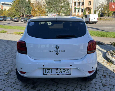 Білий Рено Сандеро, об'ємом двигуна 0.9 л та пробігом 26 тис. км за 13500 $, фото 5 на Automoto.ua
