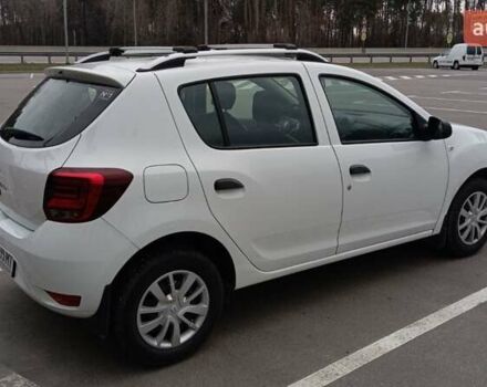 Белый Рено Сандеро, объемом двигателя 1 л и пробегом 25 тыс. км за 7500 $, фото 6 на Automoto.ua