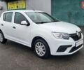 Белый Рено Сандеро, объемом двигателя 1 л и пробегом 93 тыс. км за 7990 $, фото 6 на Automoto.ua