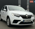 Белый Рено Сандеро, объемом двигателя 1 л и пробегом 102 тыс. км за 6800 $, фото 1 на Automoto.ua