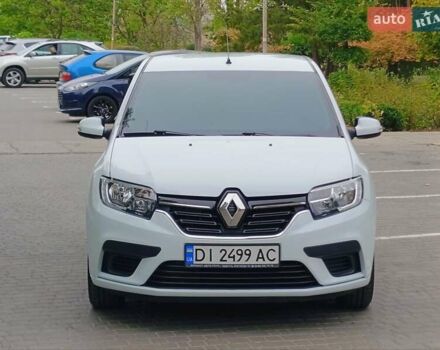 Рено Сандеро 2020 в Одессе на Automoto.ua Белый Рено Сандеро, объемом двигателя 1 л и пробегом 57 тыс. км за 9200 $, фото 1 на Automoto.ua