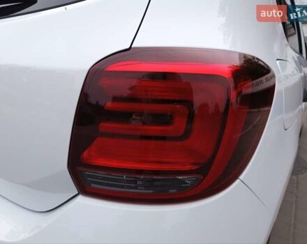 Білий Рено Сандеро, об'ємом двигуна 1 л та пробігом 57 тис. км за 7000 $, фото 51 на Automoto.ua