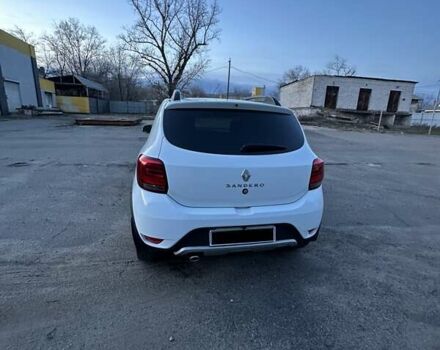 Білий Рено Сандеро, об'ємом двигуна 1.46 л та пробігом 58 тис. км за 10999 $, фото 5 на Automoto.ua