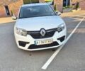 Белый Рено Сандеро, объемом двигателя 1 л и пробегом 125 тыс. км за 8560 $, фото 1 на Automoto.ua