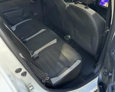 Білий Рено Сандеро, об'ємом двигуна 1.46 л та пробігом 58 тис. км за 10999 $, фото 7 на Automoto.ua