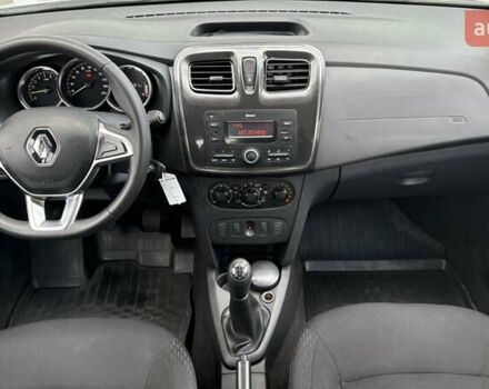 Белый Рено Сандеро, объемом двигателя 0.9 л и пробегом 73 тыс. км за 9990 $, фото 7 на Automoto.ua