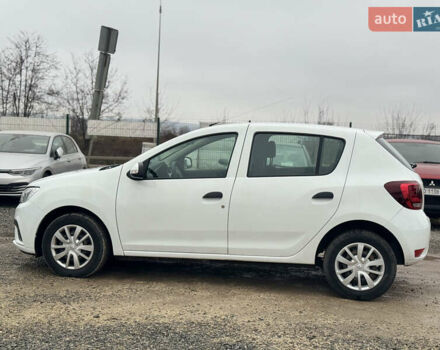 Білий Рено Сандеро, об'ємом двигуна 1 л та пробігом 36 тис. км за 9300 $, фото 9 на Automoto.ua