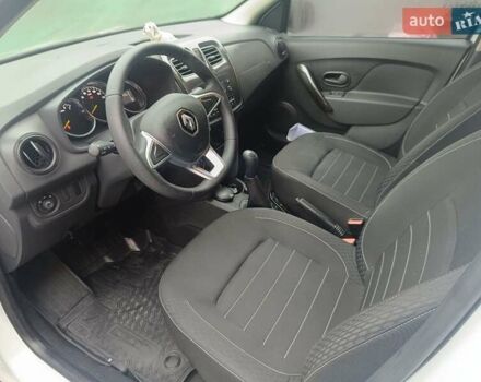 Білий Рено Сандеро, об'ємом двигуна 1 л та пробігом 21 тис. км за 7300 $, фото 5 на Automoto.ua