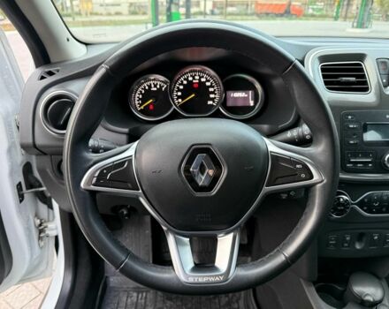 Білий Рено Сандеро, об'ємом двигуна 0.9 л та пробігом 110 тис. км за 10599 $, фото 10 на Automoto.ua
