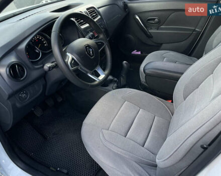 Білий Рено Сандеро, об'ємом двигуна 0.9 л та пробігом 56 тис. км за 8500 $, фото 15 на Automoto.ua