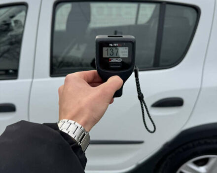 Белый Рено Сандеро, объемом двигателя 0.9 л и пробегом 65 тыс. км за 10000 $, фото 20 на Automoto.ua