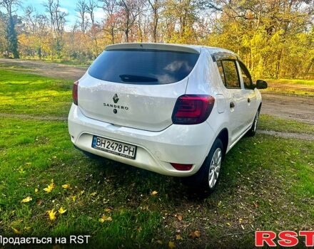 Білий Рено Сандеро, об'ємом двигуна 1 л та пробігом 53 тис. км за 9600 $, фото 1 на Automoto.ua