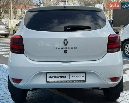 Білий Рено Сандеро, об'ємом двигуна 0.9 л та пробігом 56 тис. км за 8500 $, фото 5 на Automoto.ua