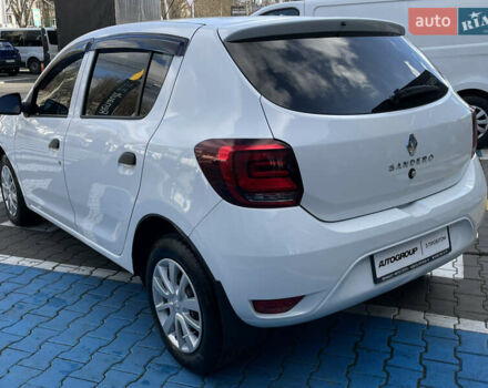 Білий Рено Сандеро, об'ємом двигуна 0.9 л та пробігом 56 тис. км за 8500 $, фото 6 на Automoto.ua
