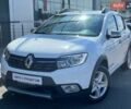 Білий Рено Сандеро, об'ємом двигуна 0.9 л та пробігом 68 тис. км за 9540 $, фото 1 на Automoto.ua