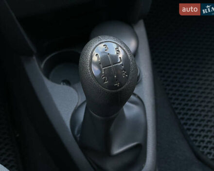 Білий Рено Сандеро, об'ємом двигуна 0.9 л та пробігом 56 тис. км за 8500 $, фото 12 на Automoto.ua