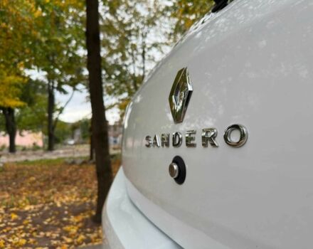 Білий Рено Сандеро, об'ємом двигуна 1 л та пробігом 99 тис. км за 7999 $, фото 12 на Automoto.ua