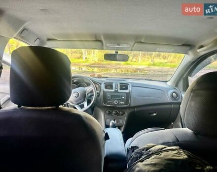 Білий Рено Сандеро, об'ємом двигуна 0.9 л та пробігом 53 тис. км за 9600 $, фото 7 на Automoto.ua