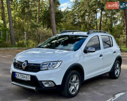 Белый Рено Сандеро, объемом двигателя 1.46 л и пробегом 75 тыс. км за 10800 $, фото 3 на Automoto.ua
