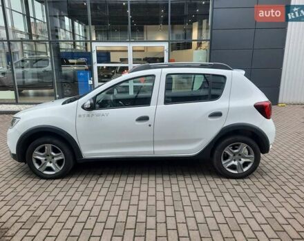 Белый Рено Сандеро, объемом двигателя 0.9 л и пробегом 108 тыс. км за 9999 $, фото 6 на Automoto.ua