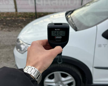 Белый Рено Сандеро, объемом двигателя 0.9 л и пробегом 65 тыс. км за 10000 $, фото 18 на Automoto.ua