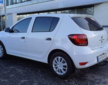 Белый Рено Сандеро, объемом двигателя 0.9 л и пробегом 45 тыс. км за 8300 $, фото 2 на Automoto.ua