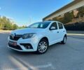 Рено Сандеро 2021 в Запорожье на Automoto.ua Белый Рено Сандеро, объемом двигателя 1 л и пробегом 98 тыс. км за 8100 $, фото 1 на Automoto.ua