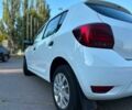 Рено Сандеро 2021 в Запорожье на Automoto.ua Белый Рено Сандеро, объемом двигателя 1 л и пробегом 98 тыс. км за 8100 $, фото 16 на Automoto.ua